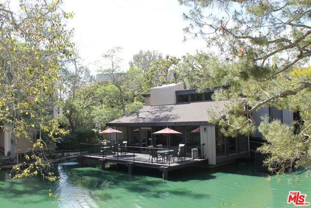4207 Raintree Circle, Culver City, CA 90230