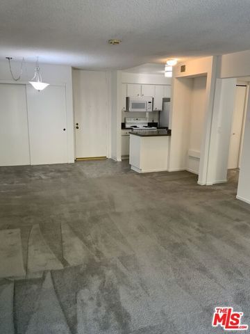 4207 Raintree Circle, Culver City, CA 90230