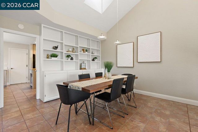 1803 Lamplight Ct, Walnut Creek, CA 94597