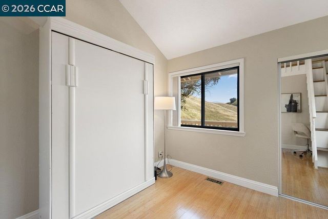 1803 Lamplight Ct, Walnut Creek, CA 94597