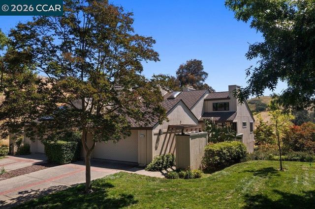 1803 Lamplight Ct, Walnut Creek, CA 94597