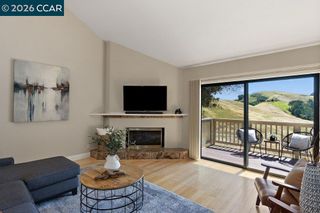 1803 Lamplight Ct, Walnut Creek, CA 94597