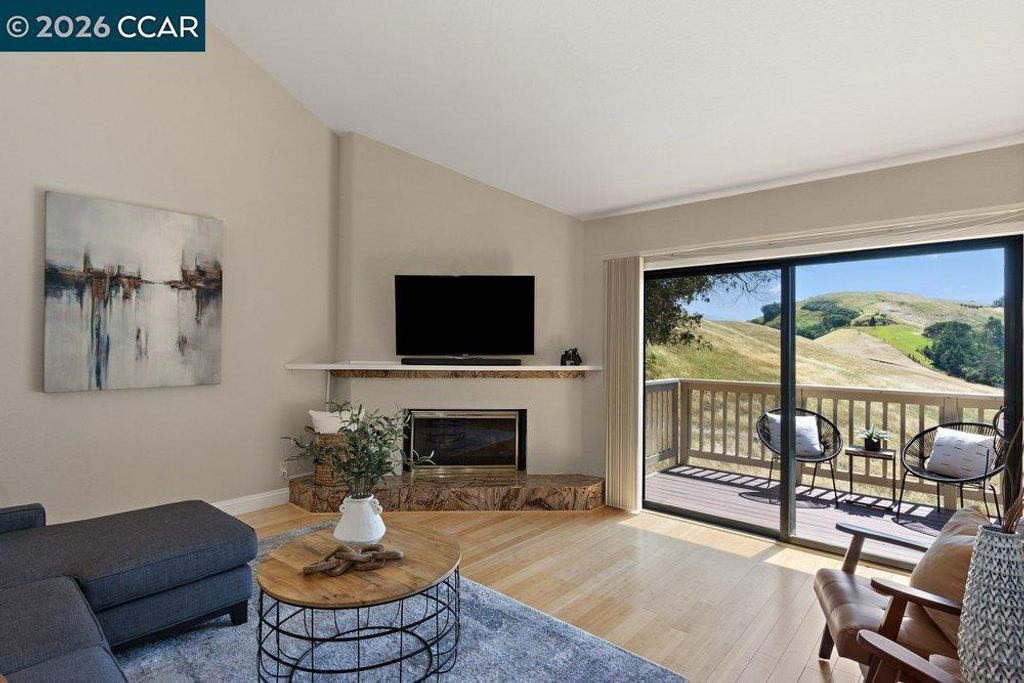 1803 Lamplight Ct, Walnut Creek, CA 94597