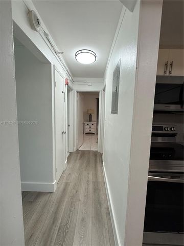 2706 Montego Dr, Miramar, FL 33023