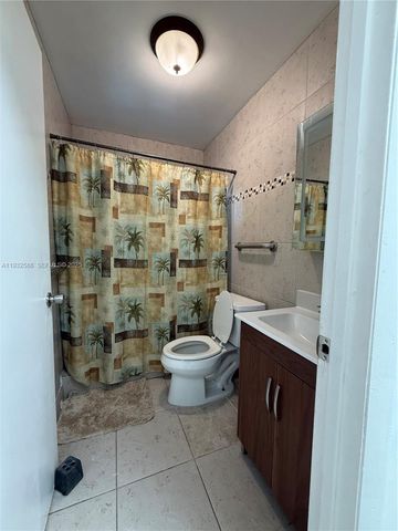 2706 Montego Dr, Miramar, FL 33023