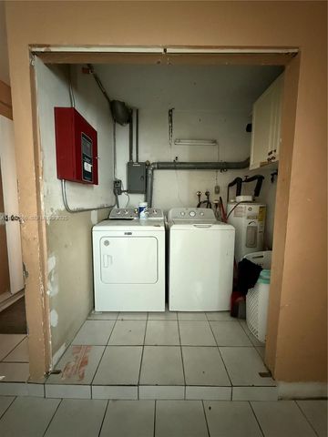 2706 Montego Dr, Miramar, FL 33023