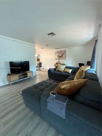 2706 Montego Dr, Miramar, FL 33023