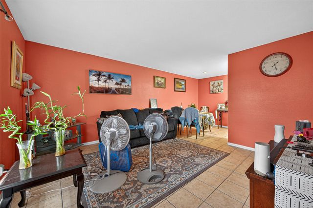8801 Hammerly Boulevard 1211, Houston, TX 77080