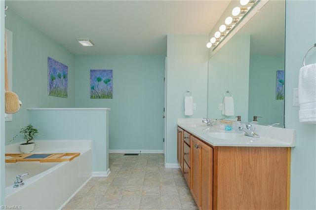 441 Carriage Lane, Linwood, NC 27299