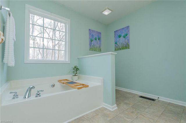 441 Carriage Lane, Linwood, NC 27299