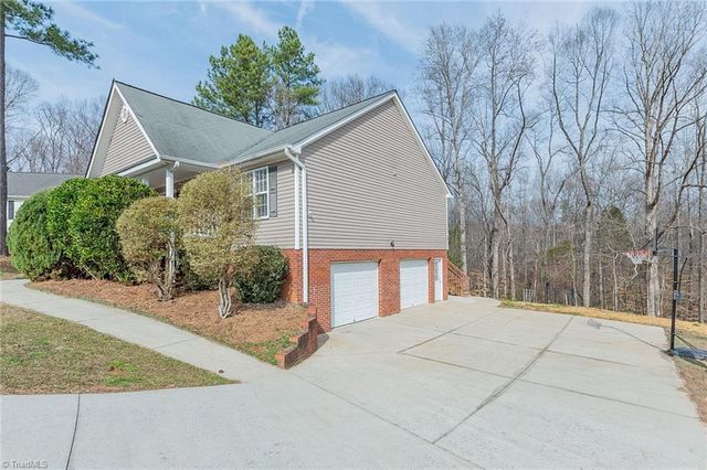 441 Carriage Lane, Linwood, NC 27299