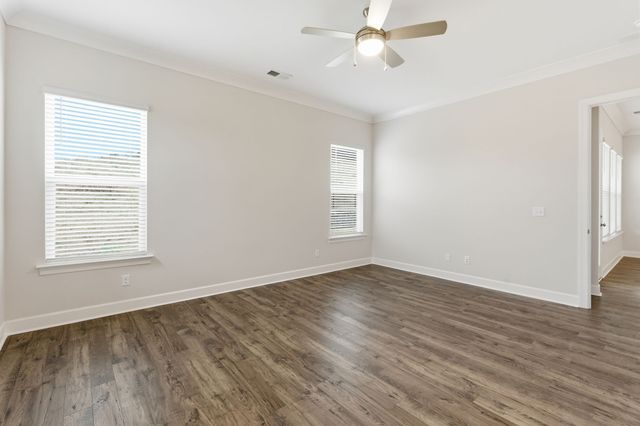 455 Buckwood Avenue, W, Thompsons Station, TN 37179