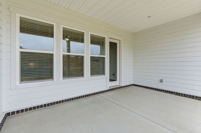 455 Buckwood Avenue, W, Thompsons Station, TN 37179