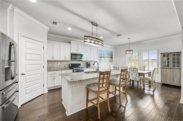 4229 Grove Street, Gulf Shores, AL 36542