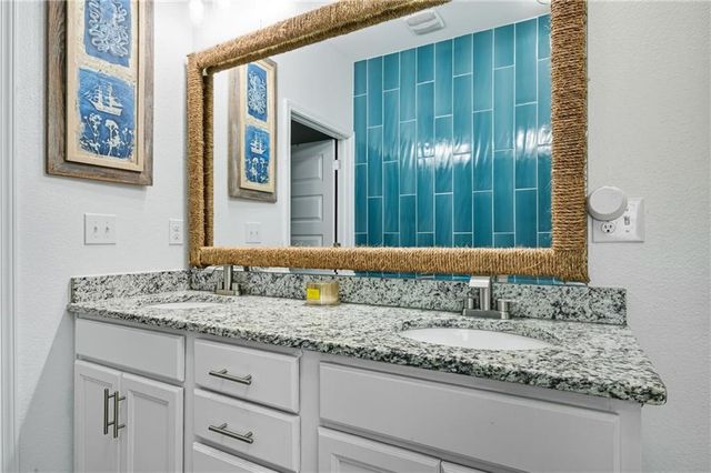 4229 Grove Street, Gulf Shores, AL 36542