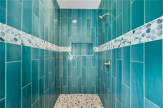 4229 Grove Street, Gulf Shores, AL 36542