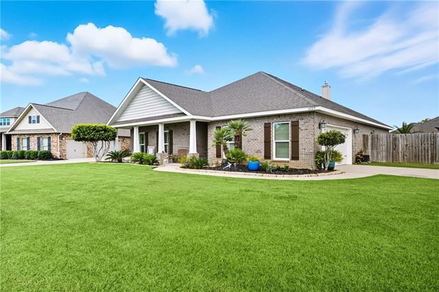 4229 Grove Street, Gulf Shores, AL 36542