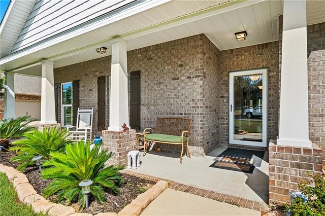 4229 Grove Street, Gulf Shores, AL 36542