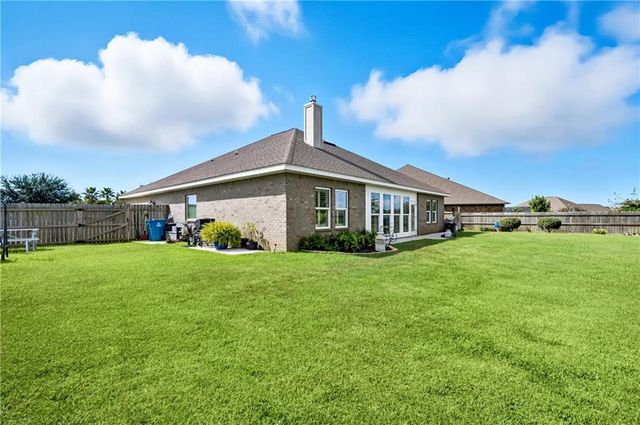 4229 Grove Street, Gulf Shores, AL 36542