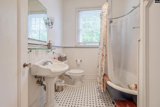 737 Caldwell Street, Newberry, SC 29108