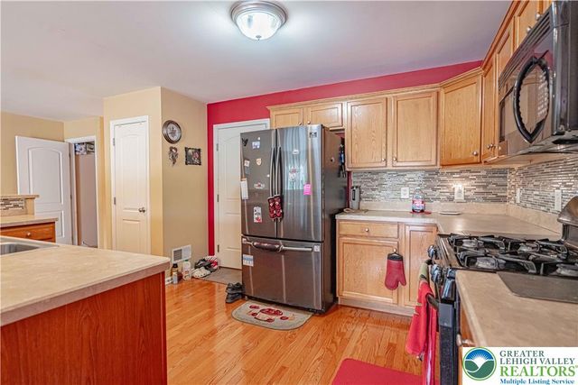 2225 South Dauphin Street, Salisbury Twp, PA 18103