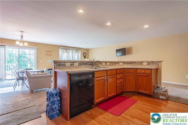 2225 South Dauphin Street, Salisbury Twp, PA 18103