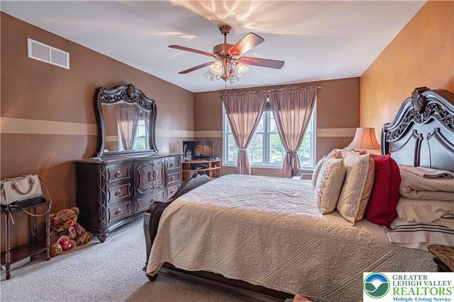 2225 South Dauphin Street, Salisbury Twp, PA 18103