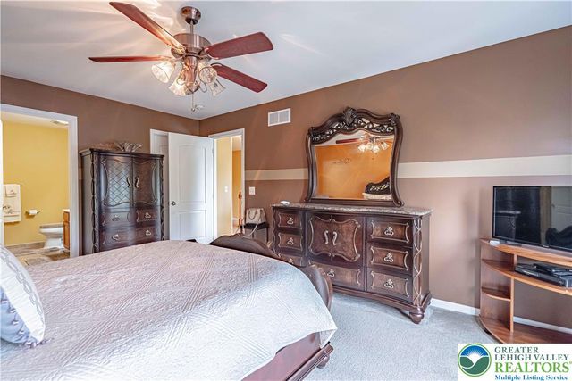 2225 South Dauphin Street, Salisbury Twp, PA 18103