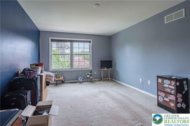 2225 South Dauphin Street, Salisbury Twp, PA 18103