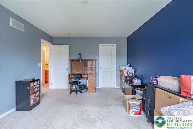 2225 South Dauphin Street, Salisbury Twp, PA 18103