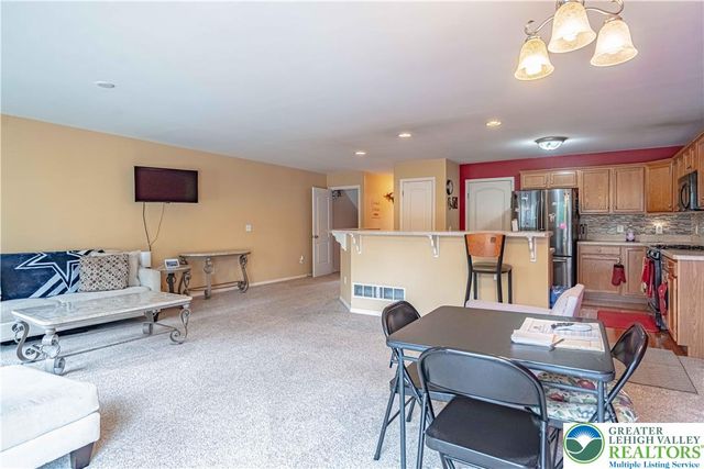2225 South Dauphin Street, Salisbury Twp, PA 18103