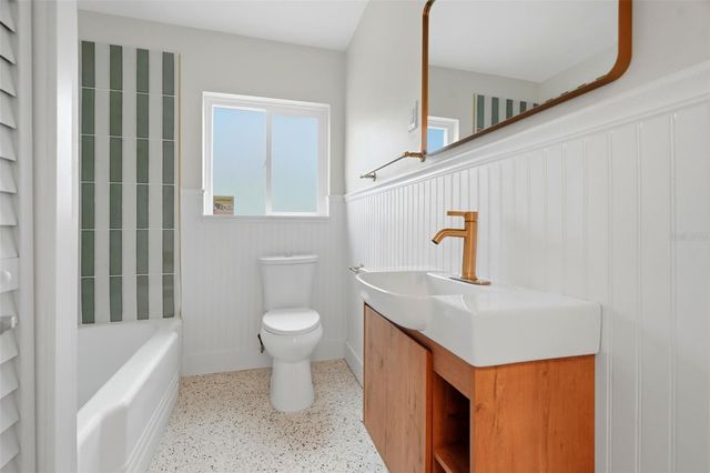 15814 3RD STREET E, Redington Beach, FL 33708