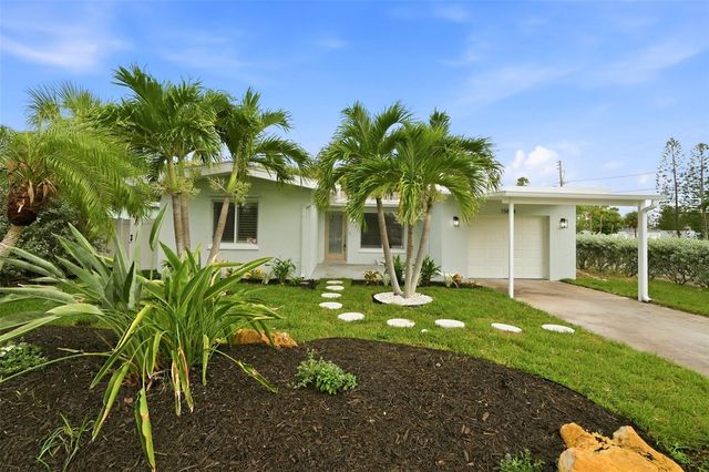 15814 3RD STREET E, Redington Beach, FL 33708