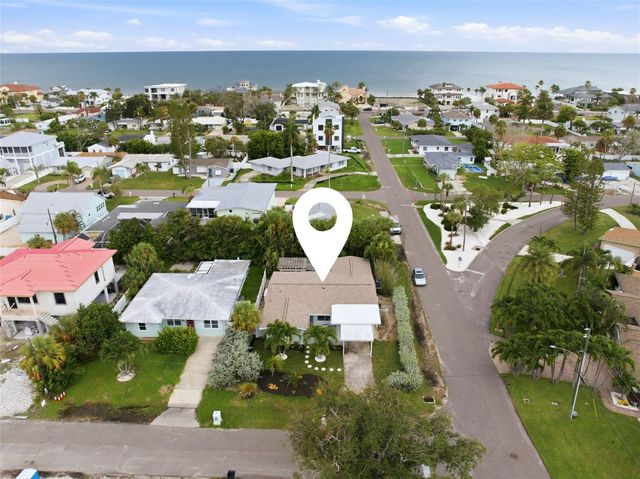15814 3RD STREET E, Redington Beach, FL 33708