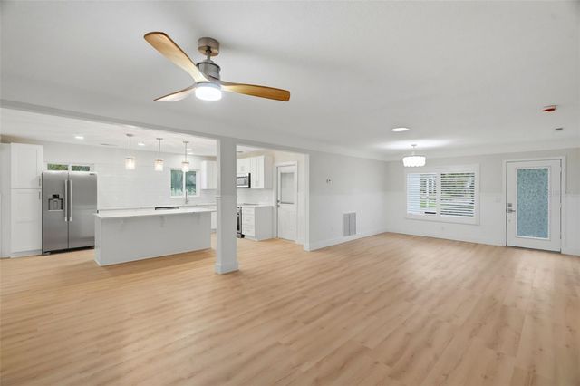 15814 3RD STREET E, Redington Beach, FL 33708