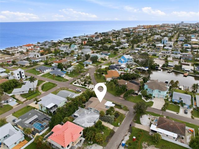 15814 3RD STREET E, Redington Beach, FL 33708