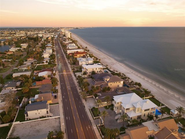 15814 3RD STREET E, Redington Beach, FL 33708