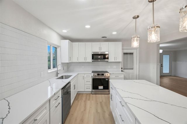 15814 3RD STREET E, Redington Beach, FL 33708