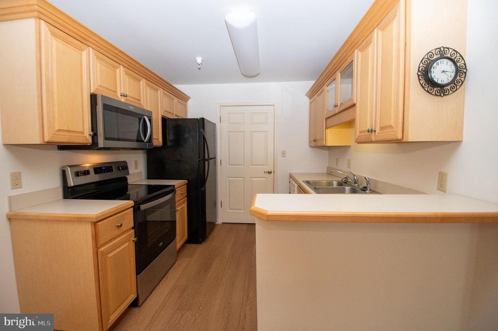 1103 S SCHUMAKER DR #C-201, Salisbury, MD 21804