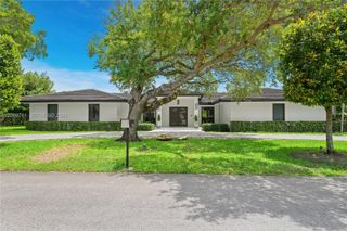 7420 SW 109th Terrace, Pinecrest, FL 33156