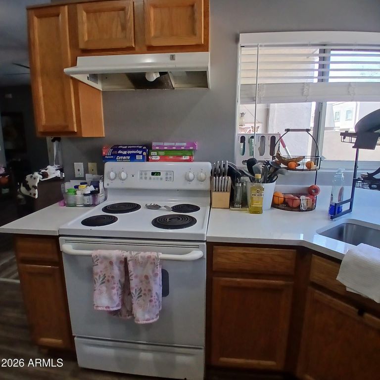 2311 E HARTFORD Avenue 38, Phoenix, AZ 85022 — photo 4