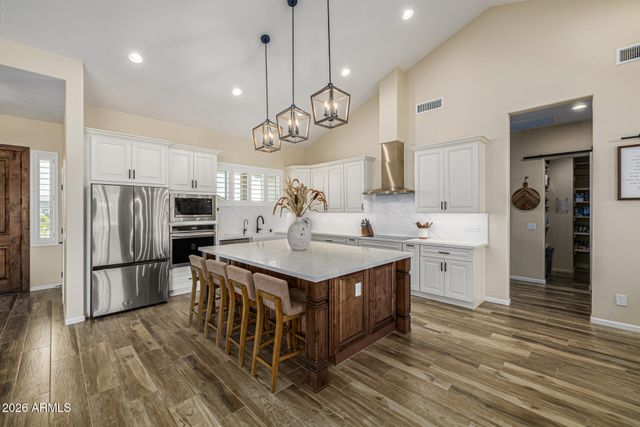 17428 W ROSE Lane, Waddell, AZ 85355