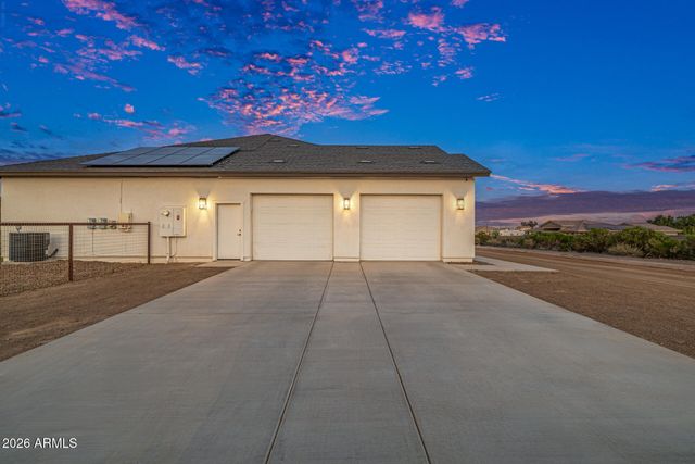 17428 W ROSE Lane, Waddell, AZ 85355