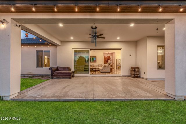 17428 W ROSE Lane, Waddell, AZ 85355