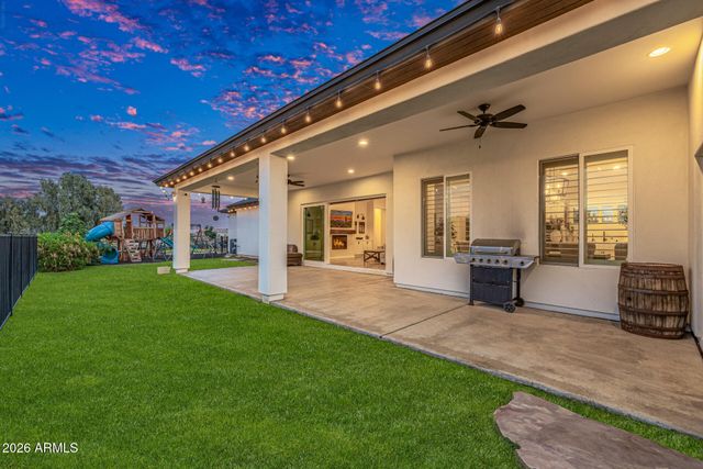 17428 W ROSE Lane, Waddell, AZ 85355