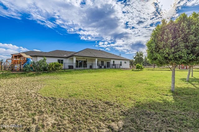 17428 W ROSE Lane, Waddell, AZ 85355