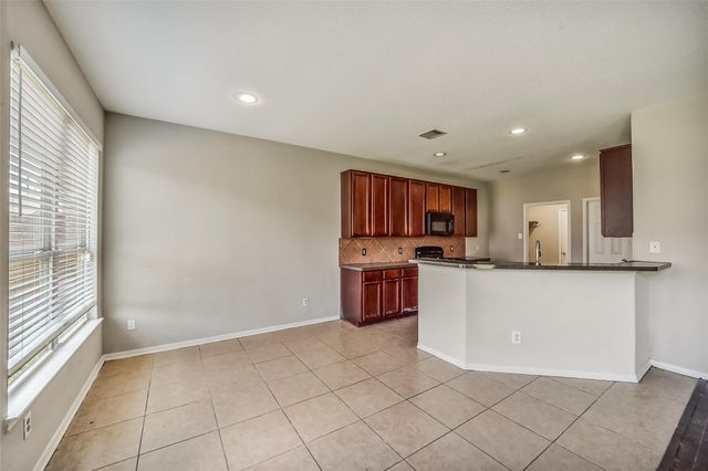 4255 Wells Mark Drive, Humble, TX 77346
