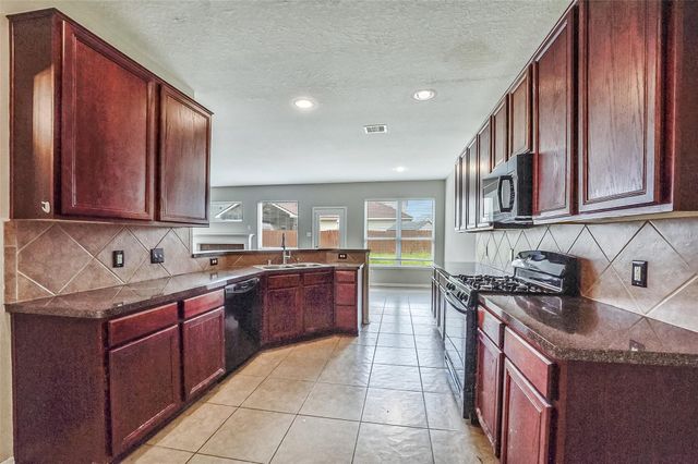 4255 Wells Mark Drive, Humble, TX 77346
