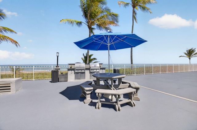 3215 S Ocean Boulevard 702, Highland Beach, FL 33487