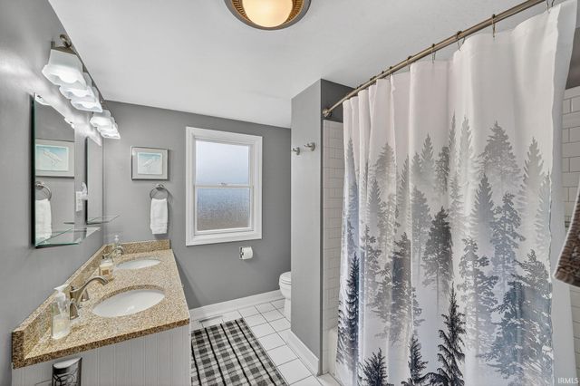 22828 Greenleaf Boulevard, Elkhart, IN 46514